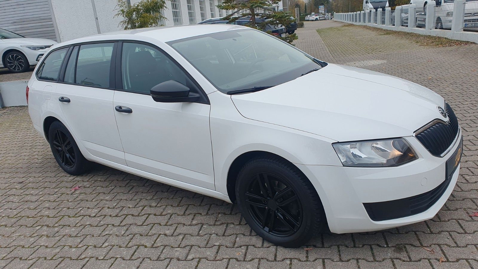 Skoda Octavia - 1