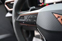 CUPRA Leon Sportstourer 1.4 e-Hybrid Leder Navi LED 1H