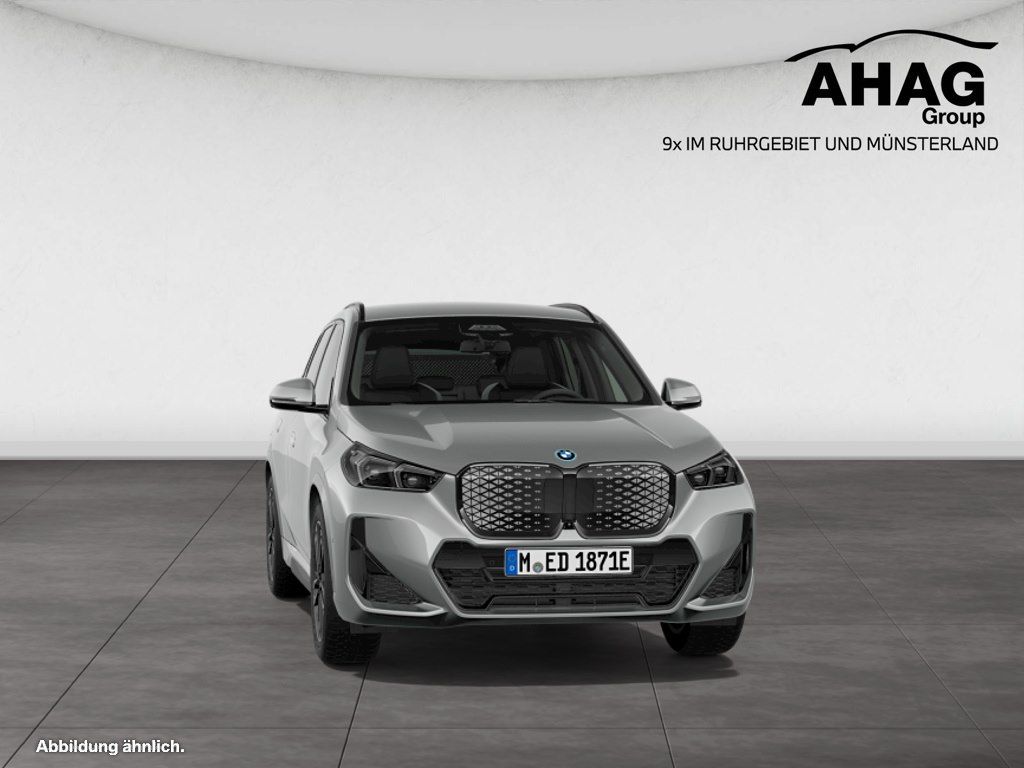 BMW iX1 - Bild 10