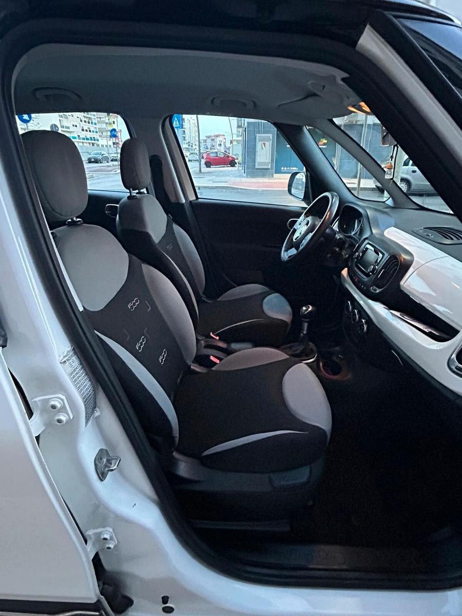 Fiat 500L 2014 — photo 11