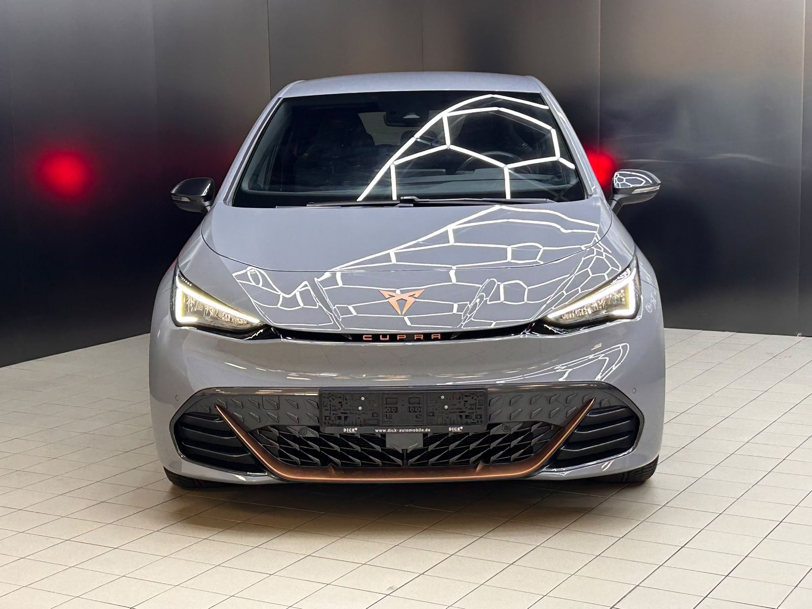 Cupra Born 58 KWH >LED+TEMP+MFL+PDC+CARPLAY+LM imagem 3