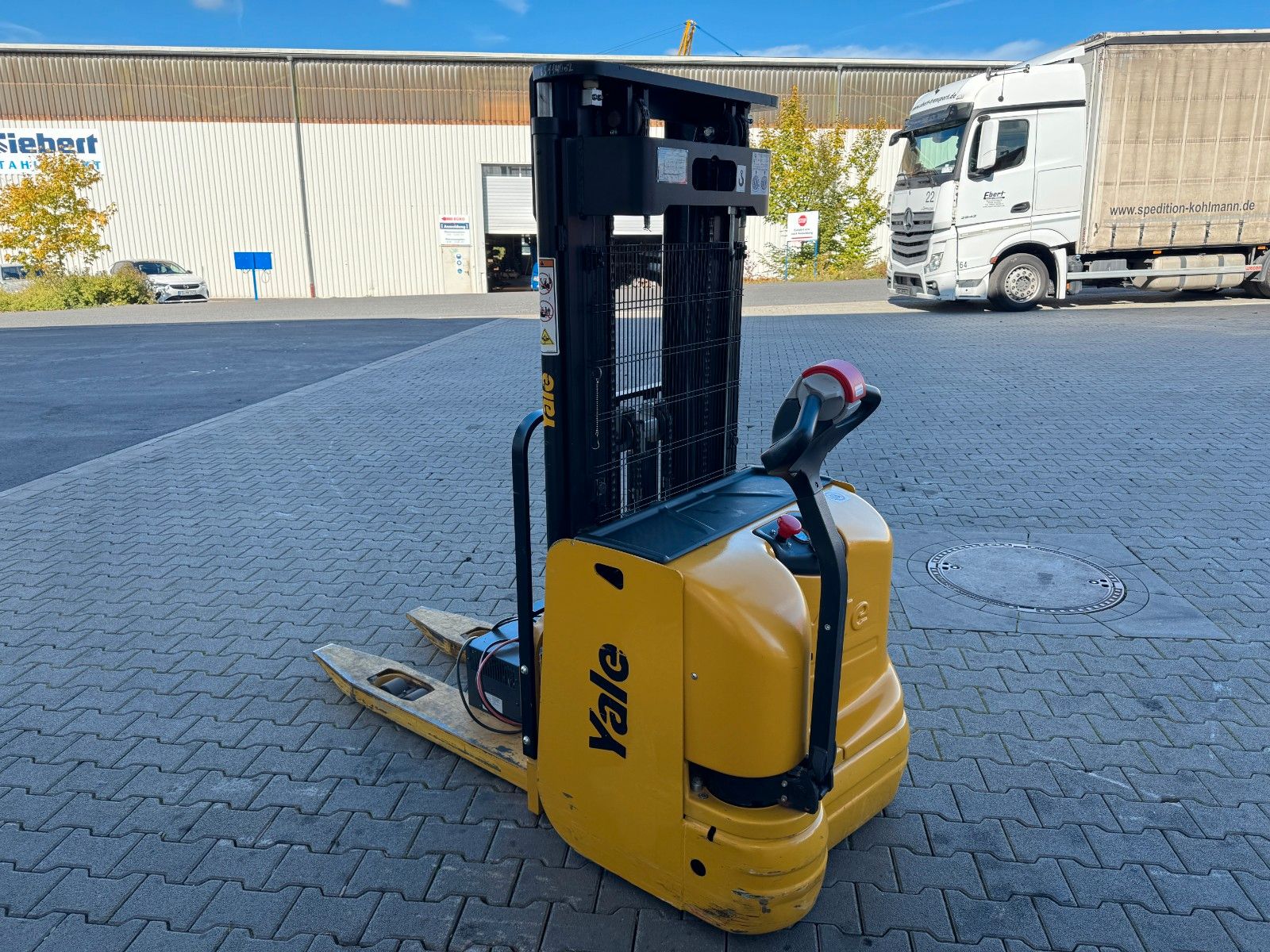Fahrzeugabbildung Yale MS 12 AC / Triplex: 4m! / nur 180h! / 2014