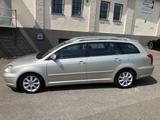 Toyota Avensis Kombi 1.8 Executive KLIMA TÜV  5 /2027 - Toyota Avensis in Oberhausen