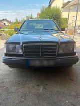 Mercedes-Benz Mercedes 220 E / W 124 Coupé - gebrauchte Mercedes-Benz 220 aus dem Jahr 1994