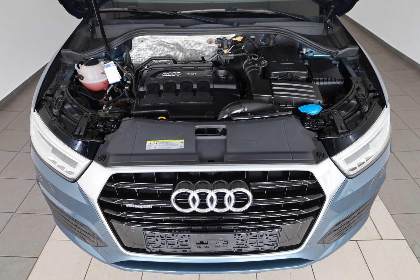 Fahrzeugabbildung Audi Q3 quattro S Line Naxi,Xenon,Panorama,Kamera,SH