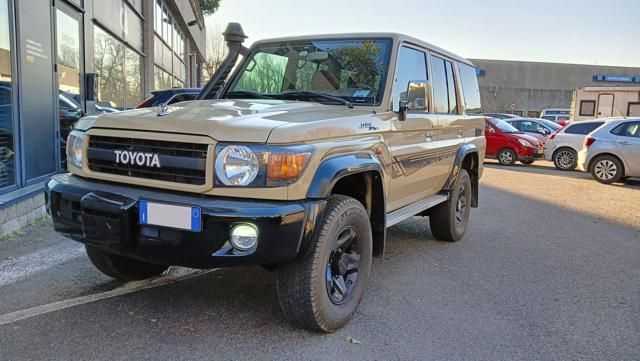 Toyota TOYOTA Other LAND CRUISER VX V6 4X4