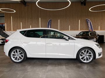 Seat Leon FR *LED*NAVI*SZHZ*TEMPOMAT*SPORTSITZE*TOUCH