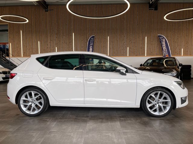 Seat Leon FR *LED*NAVI*SZHZ*TEMPOMAT*SPORTSITZE*TOUCH