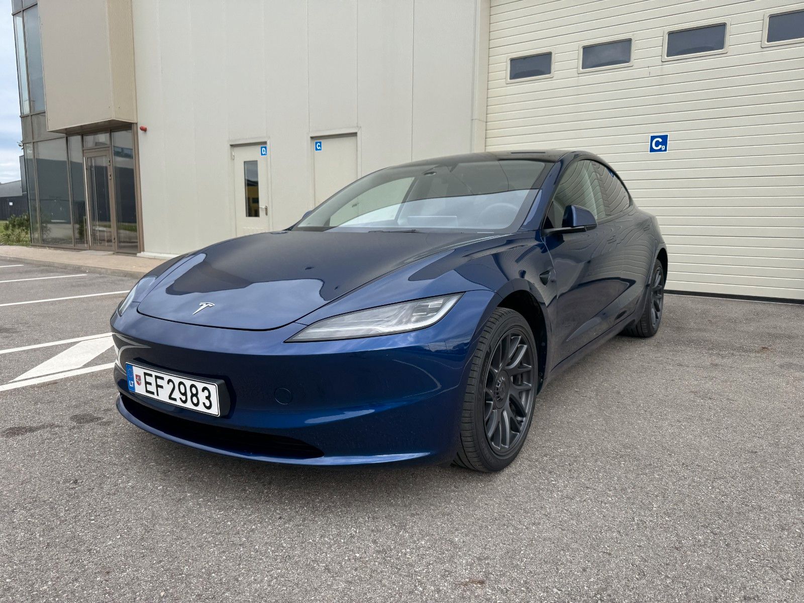 TESLA Model 3 Premium Long Range RWD