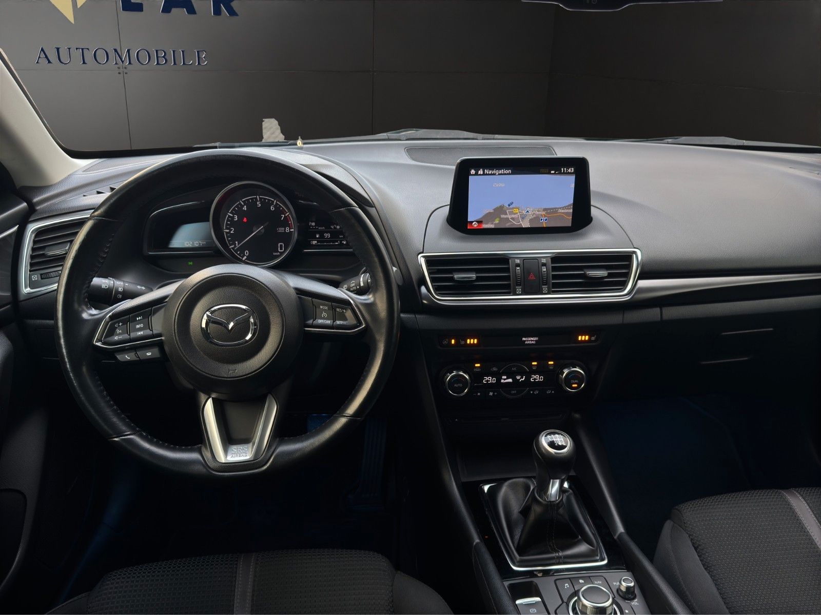 Fahrzeugabbildung Mazda 3 Lim. Sports-Line/Bose/LED/Kamera/Head-Up