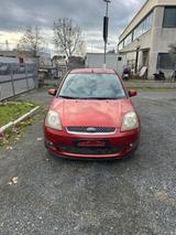 Ford Fiesta 1.4 TDCi 5p. Ghia - Ford Fiesta mit Diesel-Antrieb: Automatik