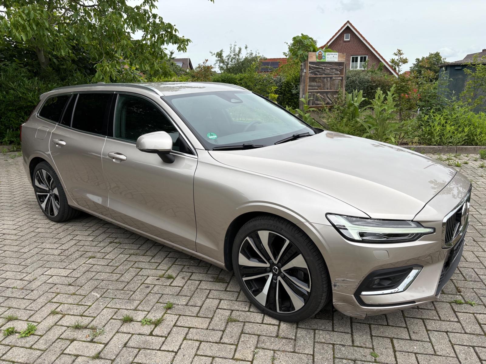 Volvo V60 B4 Plus Bright
