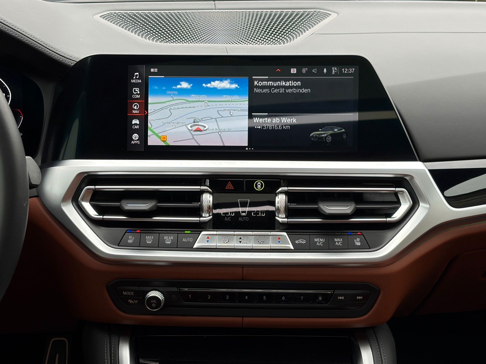 Fahrzeugabbildung BMW M440i xDr M Sport Pro Laser StHzg HUD HK S-Dach