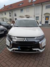 Mitsubishi Plug-in Hybrid Outlander 2.4 MIVEC PLUG-IN H... - Mitsubishi Plug-in Hybrid Outlander von privat