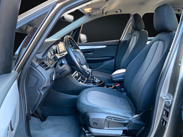 BMW 218
