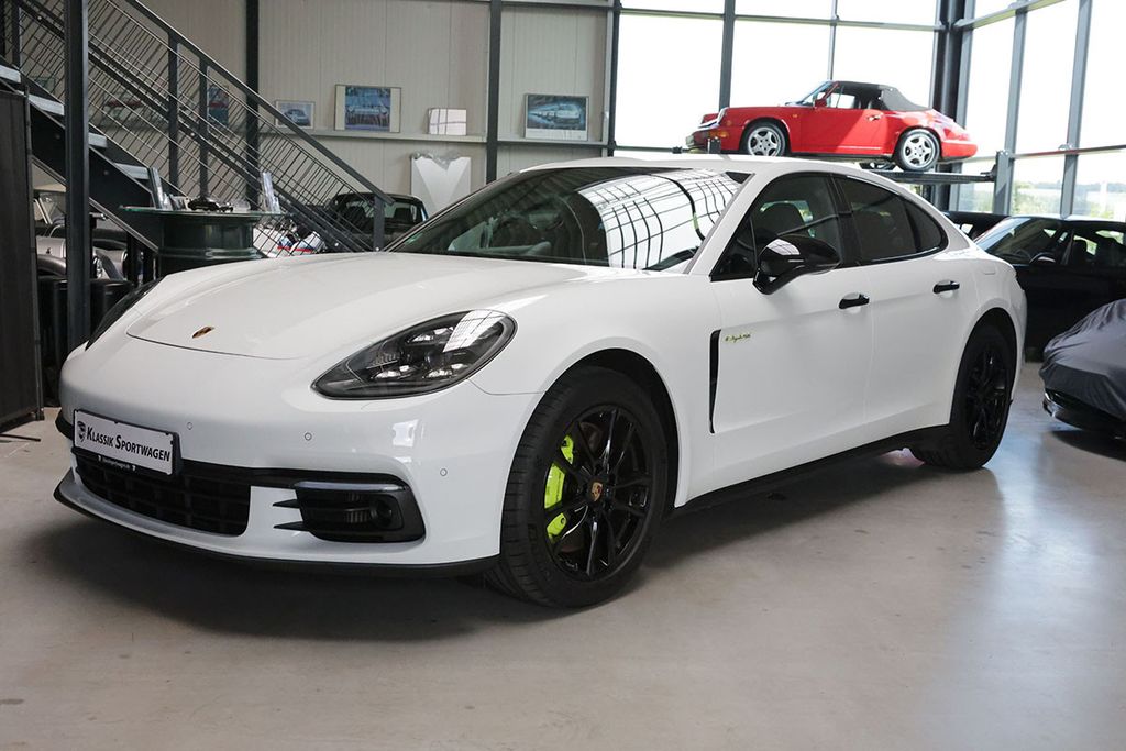 Image of Porsche Panamera