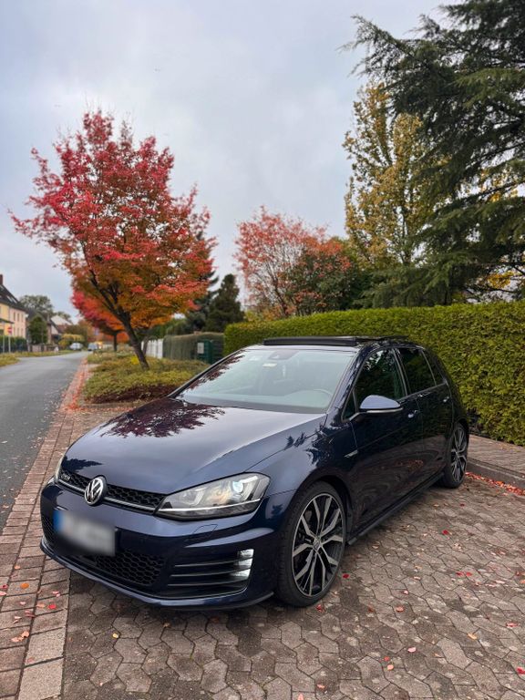 Image of Volkswagen Golf