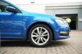 Skoda OCTAVIA C. DRIVE 1.4TSI DSG SCHECKHEFT BEI SKODA - Skoda Octavia mit Benzin-Antrieb: Kombi