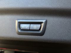 Fahrzeugabbildung BMW X1 23 d xDrive xLine - AHK/Pano/HeadUp/HiFi
