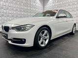 BMW 328i Luxury Line/Glasdach/Navi/Xenon/PDC+Kamera - BMW 3er Reihe: Weiß