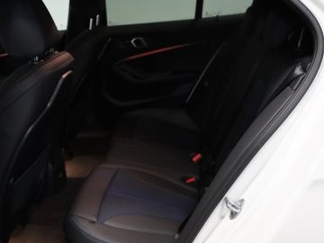 BMW 120 d M Sport NAVI Shadow-Line Live Cockpit AHK