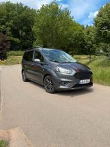 Ford Tourneo Courier Sport - Praktisches F... - Ford Tourneo Courier Sport mit Benzin-Antrieb