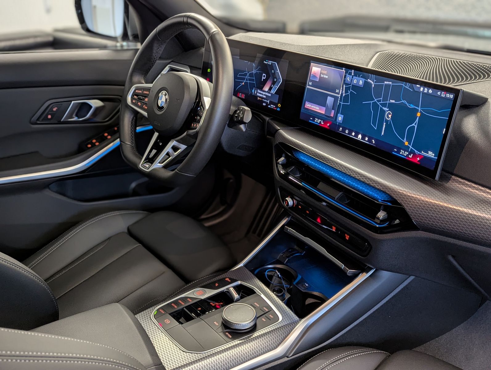 BMW 330 d xD M-Sport Pano Adaptiv M-Fahrwerk ACC AHK - Image 12