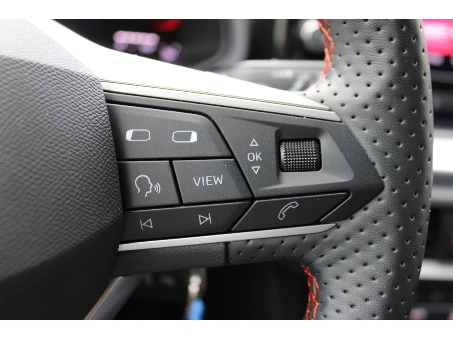 SEAT Ibiza 1.0 TSI FR LED Full Link PDC GRA Klimaauto - Image 16