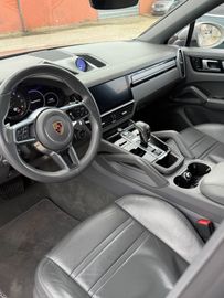 Porsche Cayenne - 11