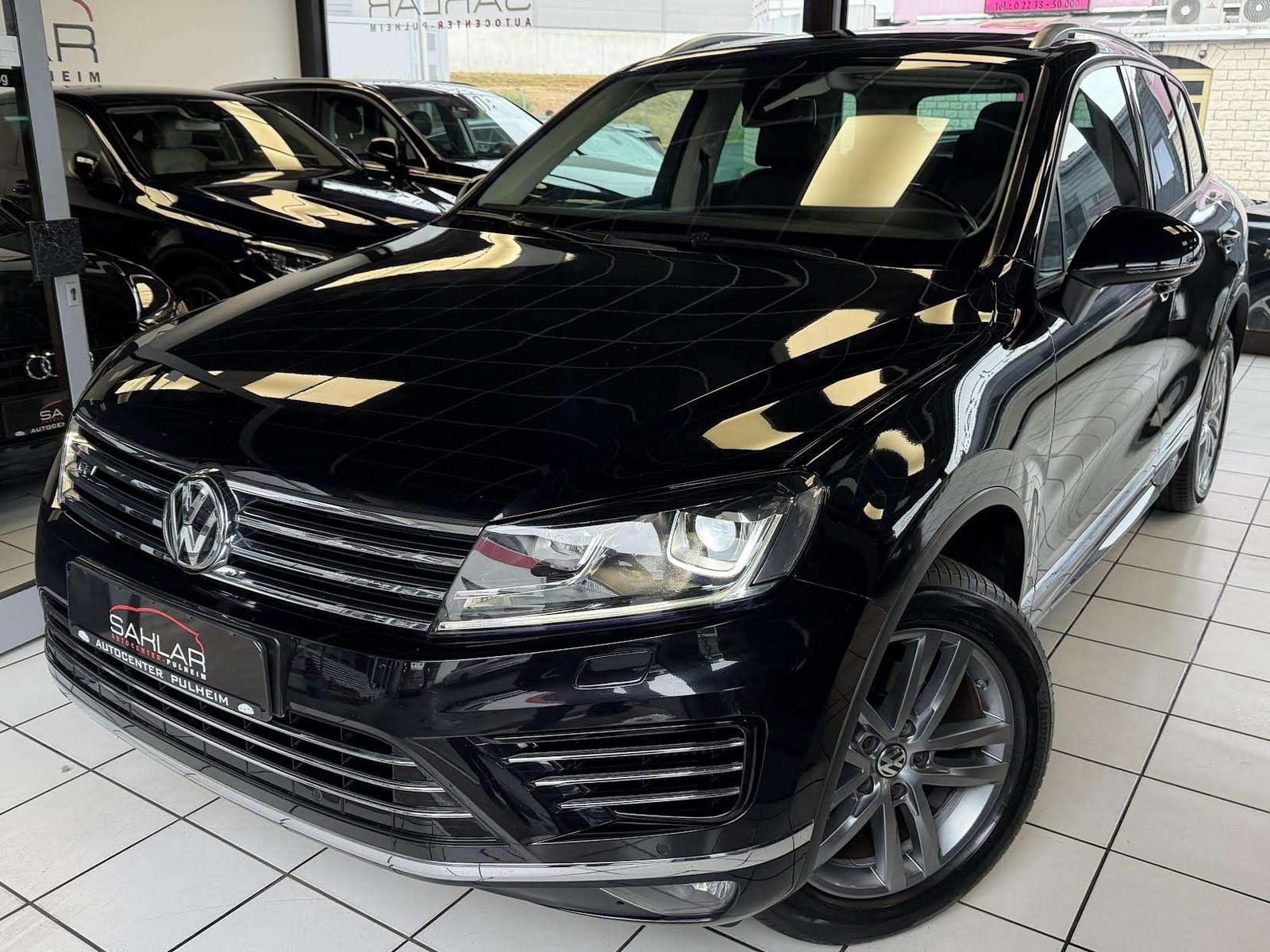 Volkswagen Touareg V6 TDI R-LINE Terrain Tech 4Motion PANO 