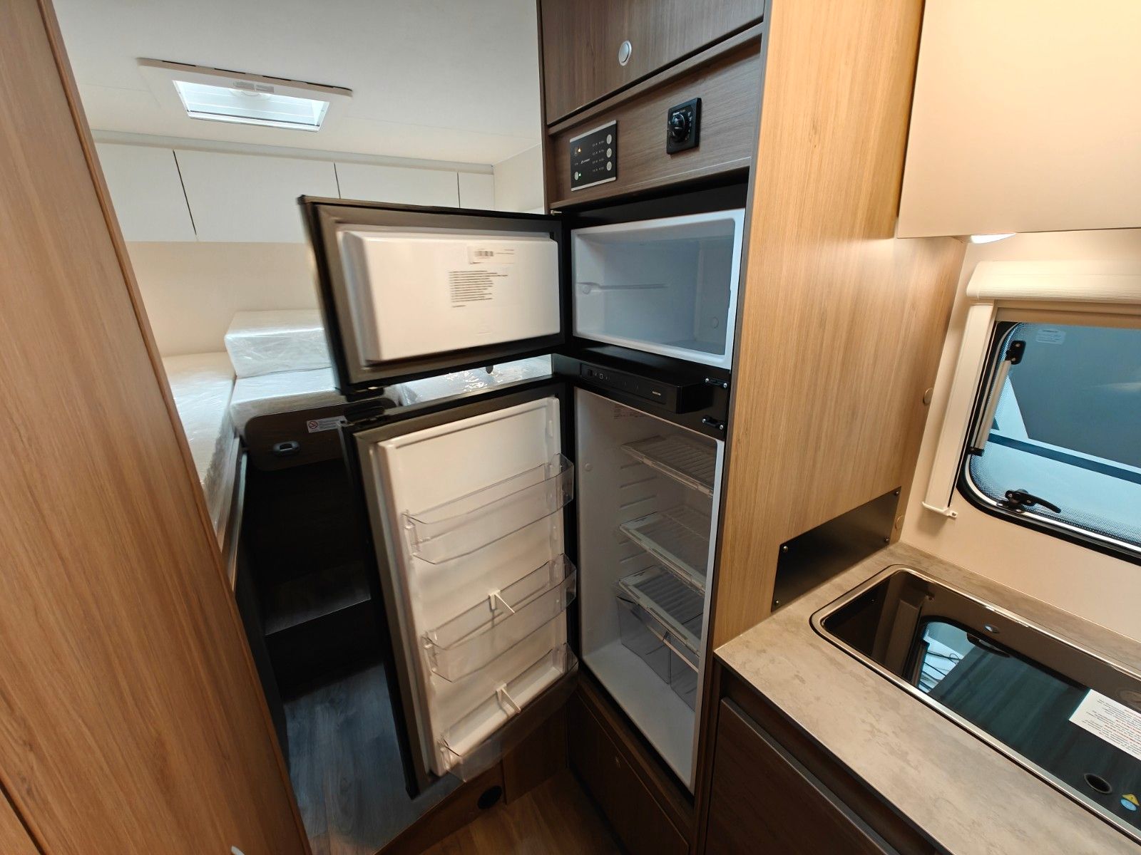 Fahrzeugabbildung Carado T-338 S  HERBST-DEAL SIE SPAREN 15.326 € !