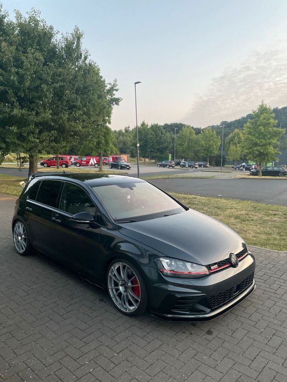 Image of Volkswagen Golf