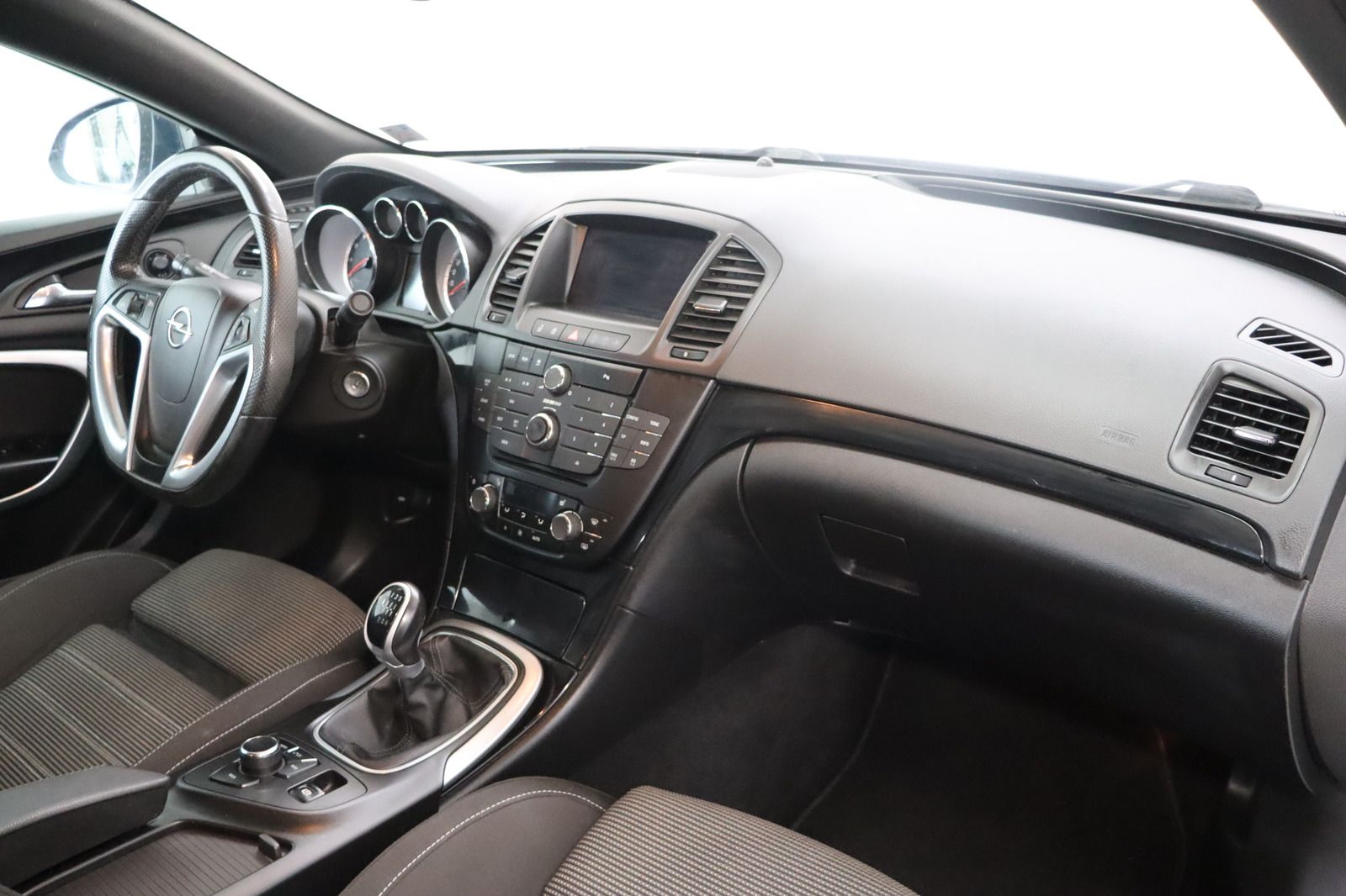 Fahrzeugabbildung Opel Insignia 2.0 Turbo OPC-Line * Memory * Xenon *