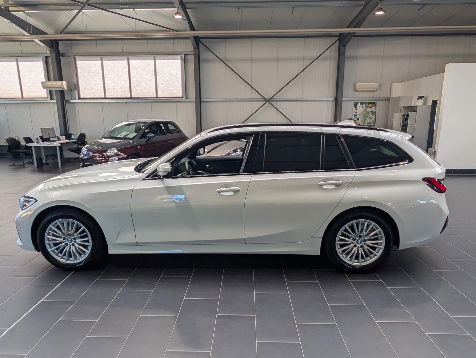 BMW 3 Series i Touring Aut. Sport Line, миниатюра 8