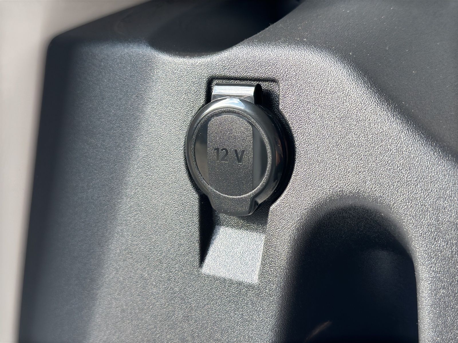 Fahrzeugabbildung Volkswagen Caddy Kasten TDI AHK KLIMA GRA DAB