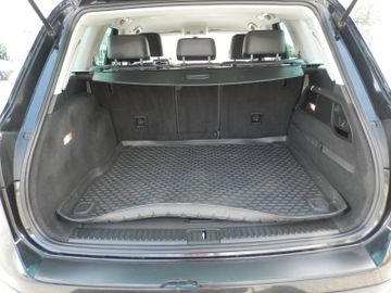 Volkswagen Touareg - 4