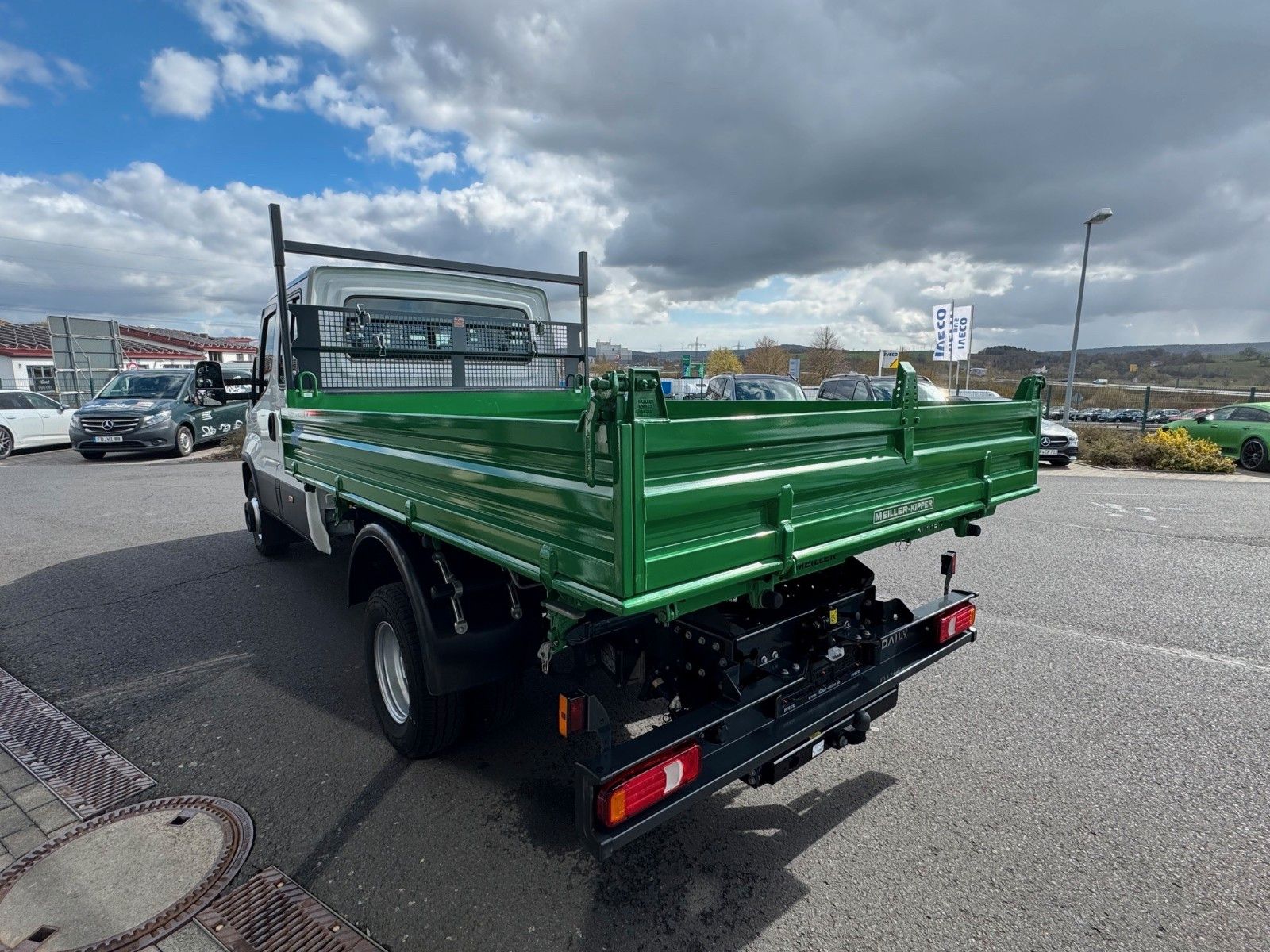 Fahrzeugabbildung Iveco Daily 70C18 H 3.0L *AHK*7-Sitze*Standheizung*