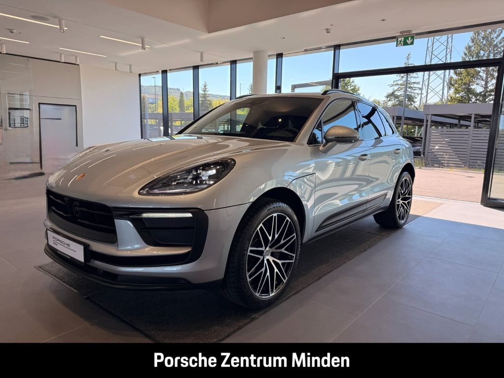 Image of Porsche Macan