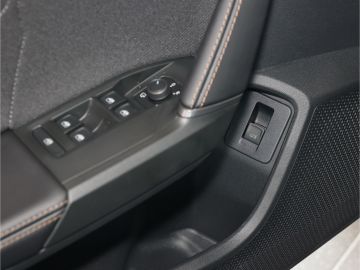 Cupra Formentor 1.5 eTSI Matt LED Kamera Navi