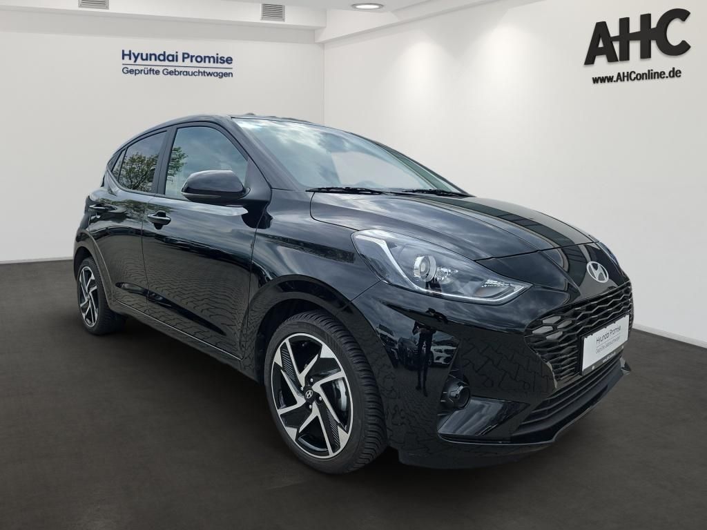 Fahrzeugabbildung Hyundai i10 1.2 Benzin A/T Prime LM KlimaA Navi PDC AUT