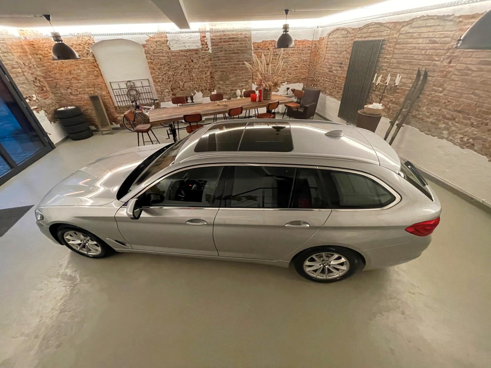 BMW 520 d xDrive Luxury Line *** Vollausstattung ***