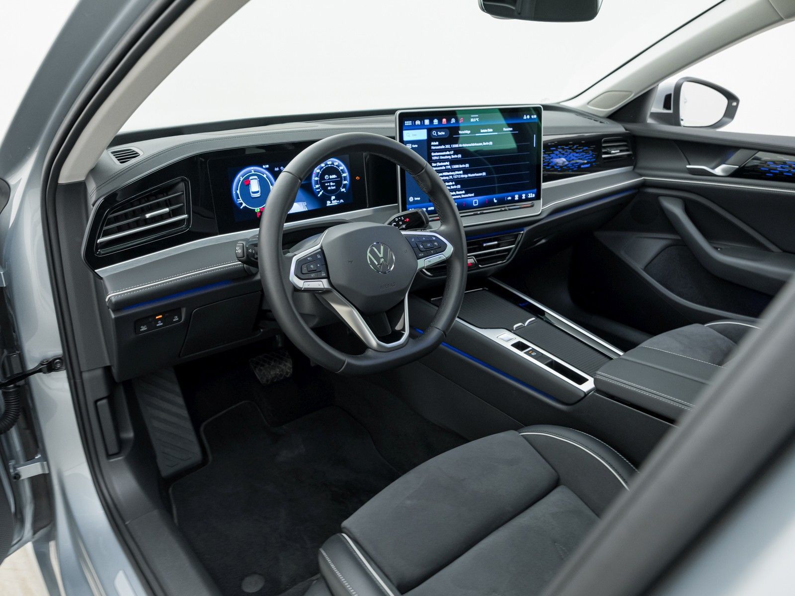 Volkswagen Passat Variant TDI Elegance RFK*HUD*PANO*LED foto 13