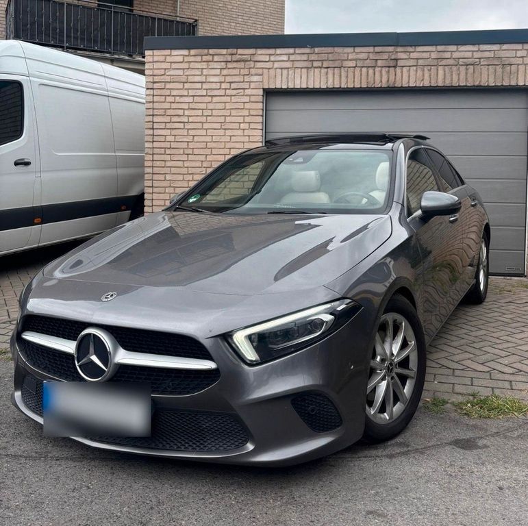 Image of Mercedes-Benz A 200