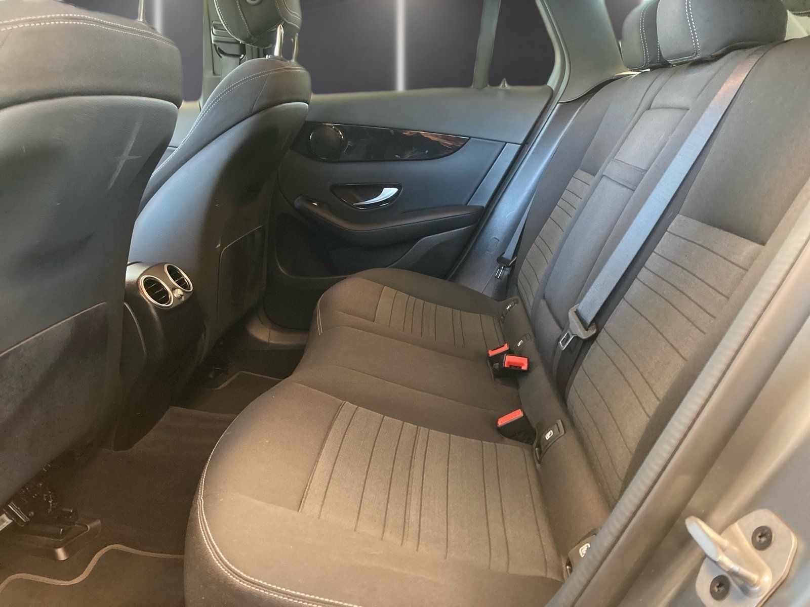 Fahrzeugabbildung Mercedes-Benz GLC 300 de 4M*Distronic*AHK*Totwinkel*360°*EasyP