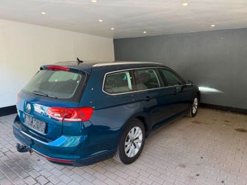 Volkswagen Passat Variant - 5