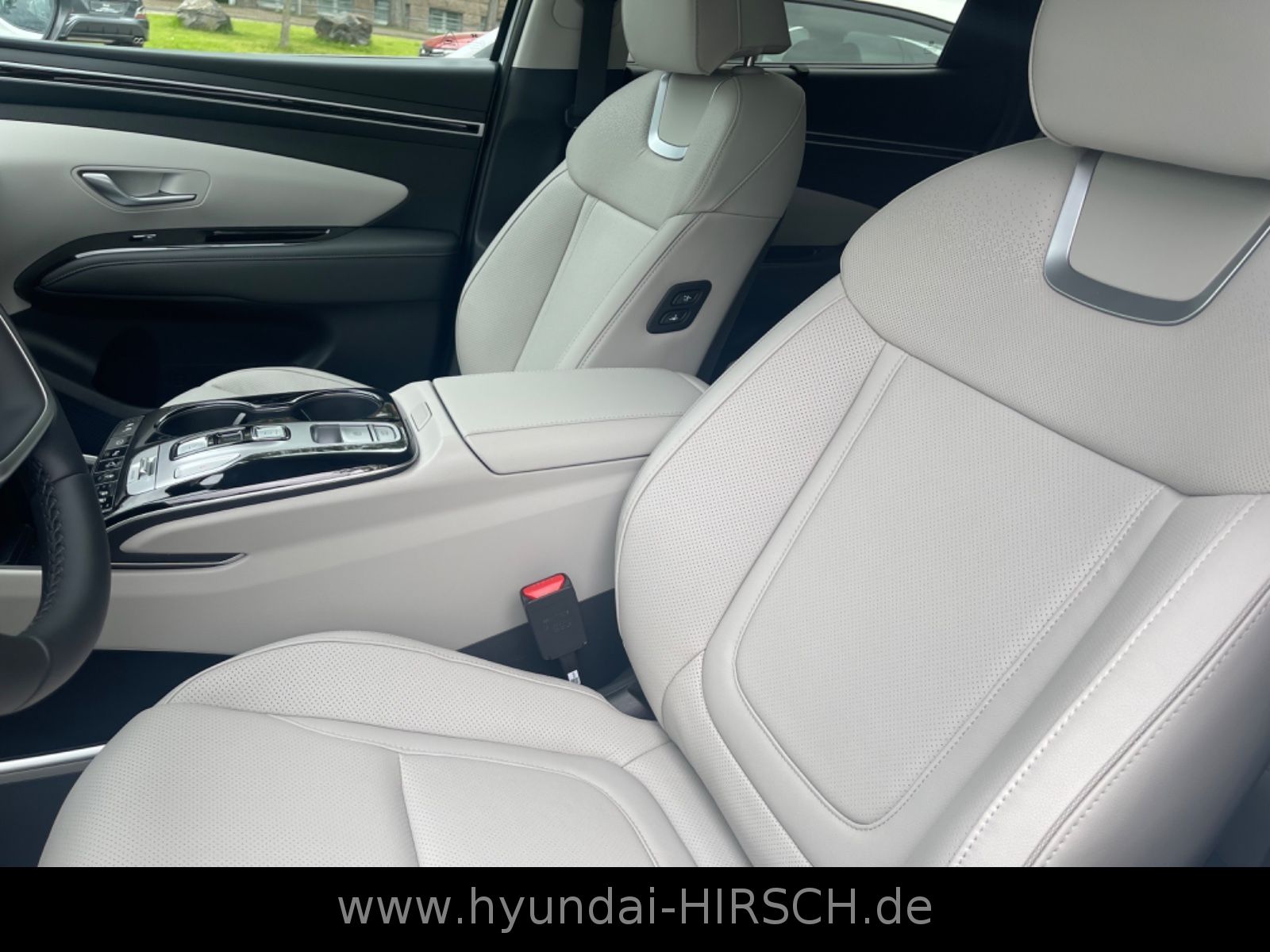Fahrzeugabbildung Hyundai TUCSON Hybrid 1.6 T-GDi 2WD PRIME Leder Krell