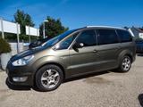 Ford Galaxy Titanium Aut. *7-Sitze*NAVI*Sitzhzg*AHK - Ford Galaxy aus 2010