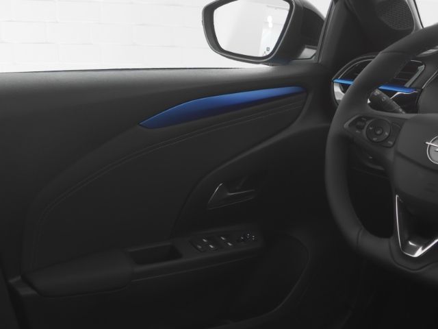 Corsa F FACELIFT YES+LED-LICHT+SITZHEIZUNG+LENKR
