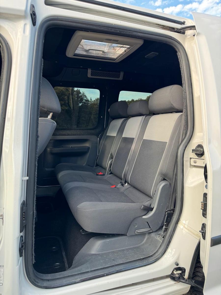 Volkswagen Caddy 2011 — photo 15