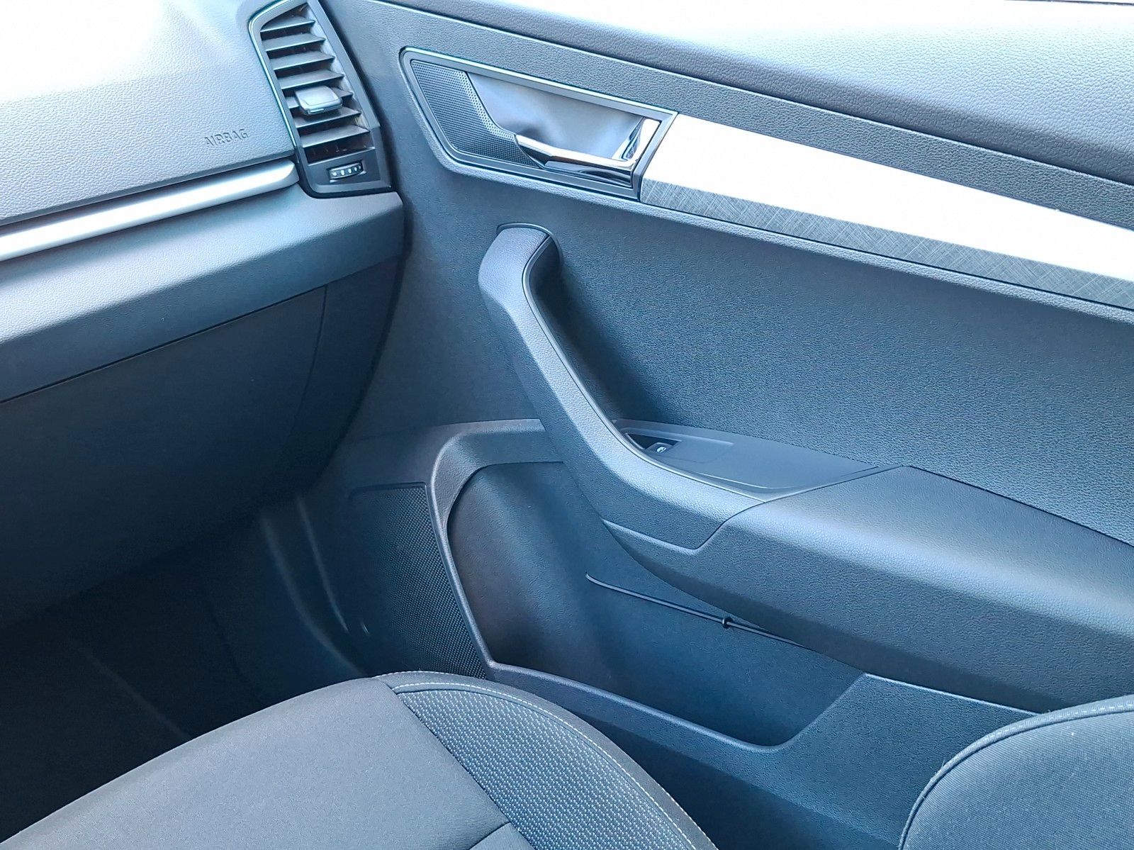 Fahrzeugabbildung SKODA 1.5L DSG**AHK*Smartlink*LED*DAB*ViCo*ACC**